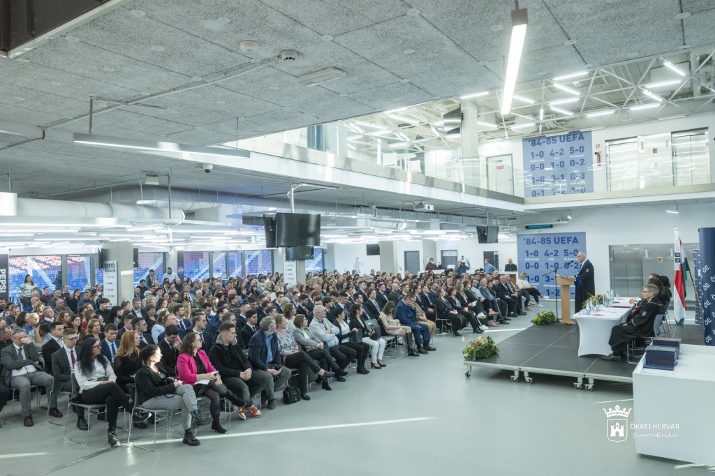 Diplomaoszto_OE2