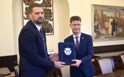 Elkészült a költségvetés – közel 90 milliárd forintból gazdálkodhat idén Székesfehérvár