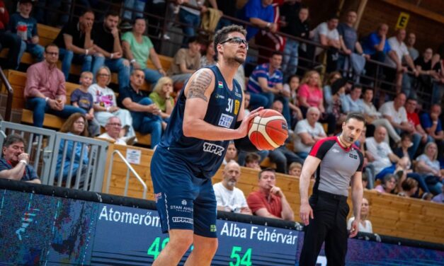 Férfi kosár: kikapott az Alba Pakson a rájátszás nyitányán
