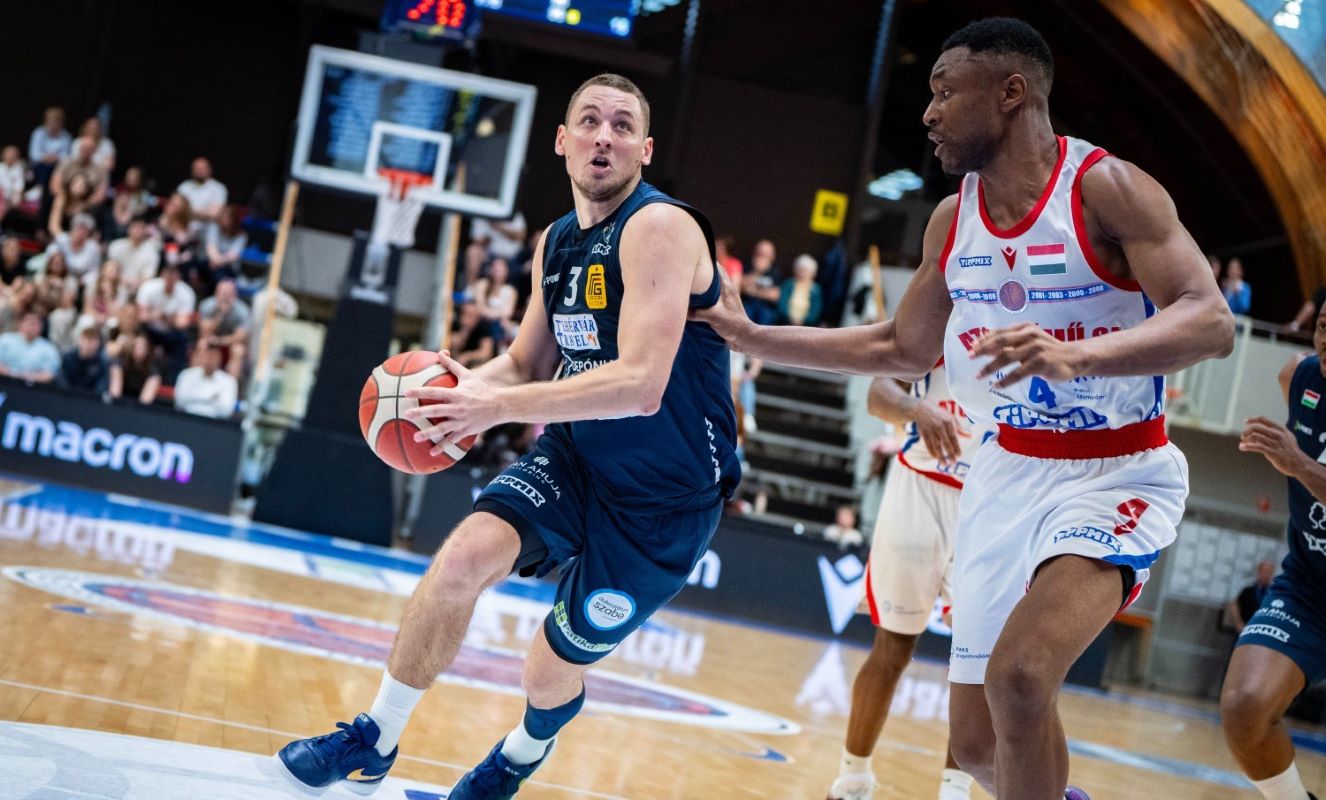 Alba_25_26_ASE_playoff3_Pongo