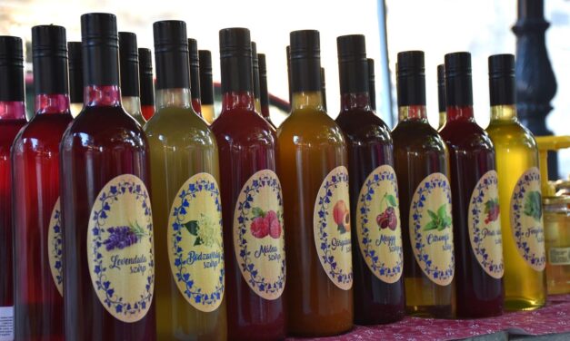 Termelői vásár a húsvét jegyében a Zichy ligetben, színpadi programokkal