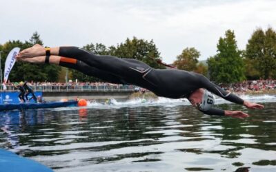 Triatlon: Dévay Márk az élmezőny mögött végzett a világdöntőn, Ledeczi Péter az amatőrök között bronzérmes lett.